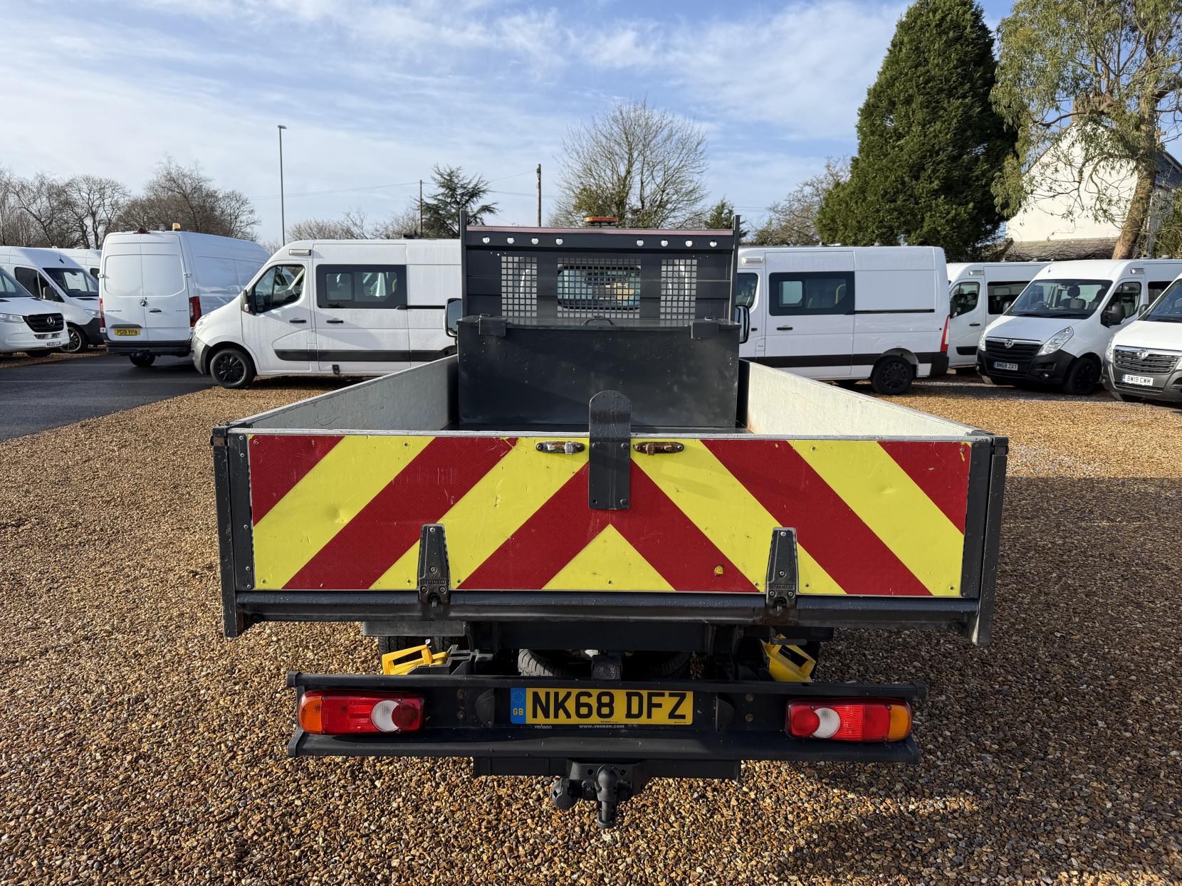 Nissan NT400 Cabstar 3.0 Tipper (2016 - 2020)