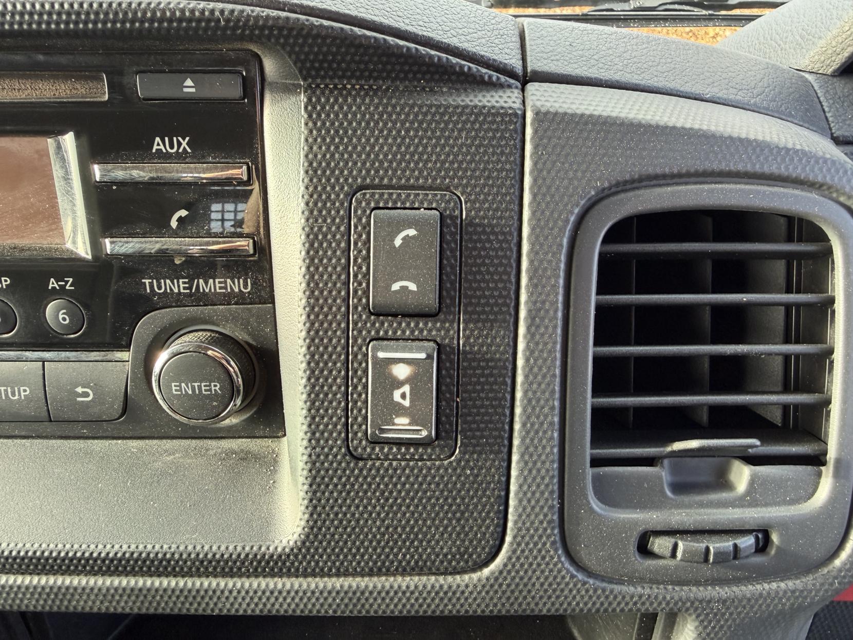 Nissan NT400 Cabstar 3.0 Tipper (2016 - 2020)