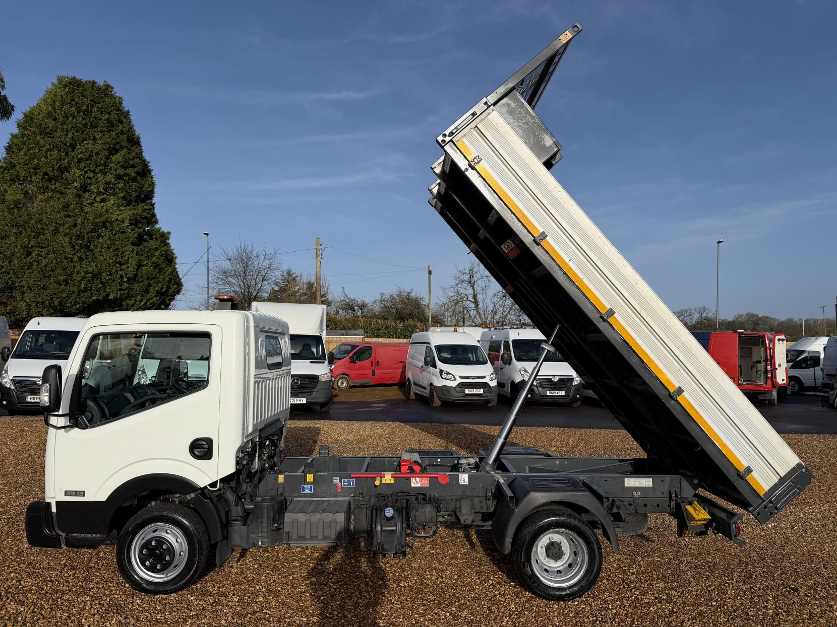 Nissan NT400 Cabstar 3.0 Tipper (2016 - 2020)