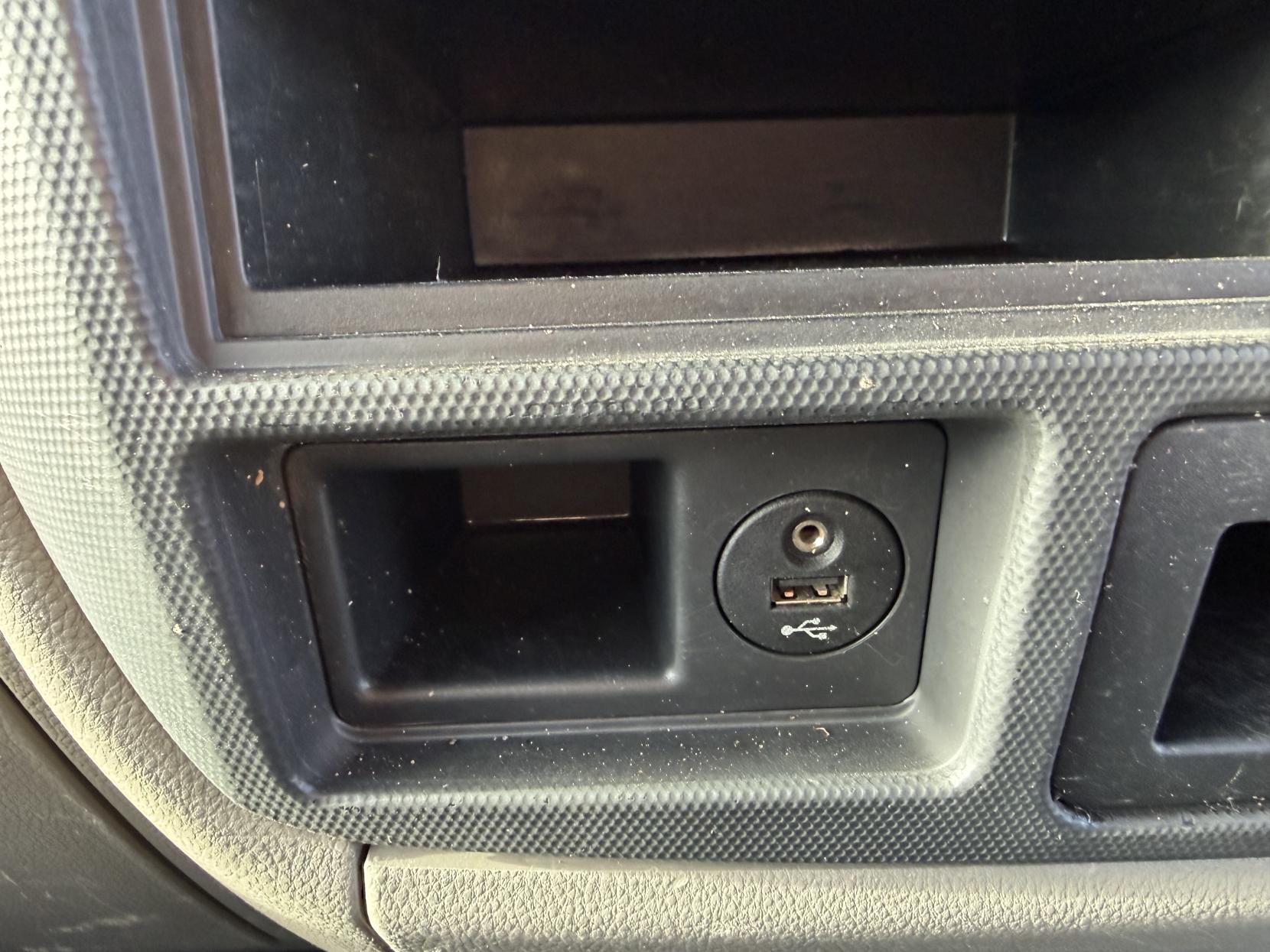 Nissan NT400 Cabstar 3.0 Tipper (2016 - 2020)