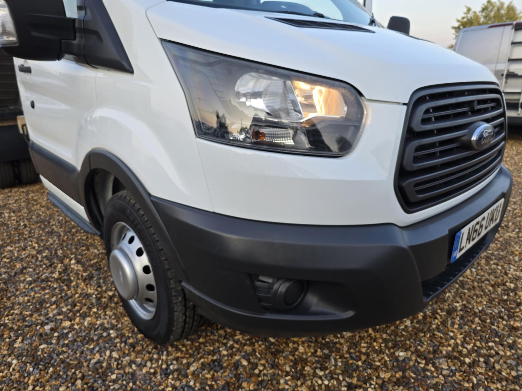 Ford Transit 2.0 350 EcoBlue 1-Way Tipper 2dr Diesel Manual RWD L2 Euro 6 (1-Stop, DRW) (130 ps)