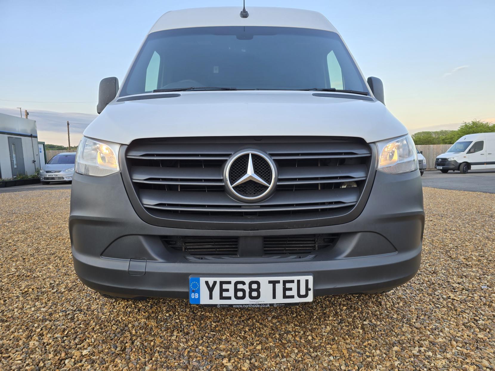 Mercedes-Benz Sprinter 2.1 311 CDI Panel Van 5dr Diesel Manual RWD L3 H2 Euro 6 (114 ps)