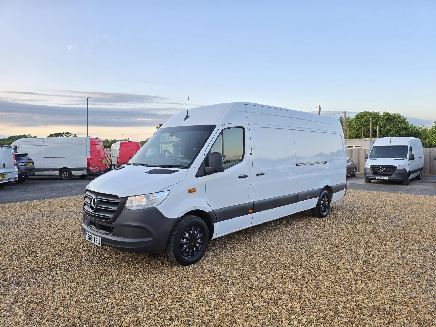 Mercedes-Benz Sprinter 2.1 311 CDI Panel Van 5dr Diesel Manual RWD L3 H2 Euro 6 (114 ps)