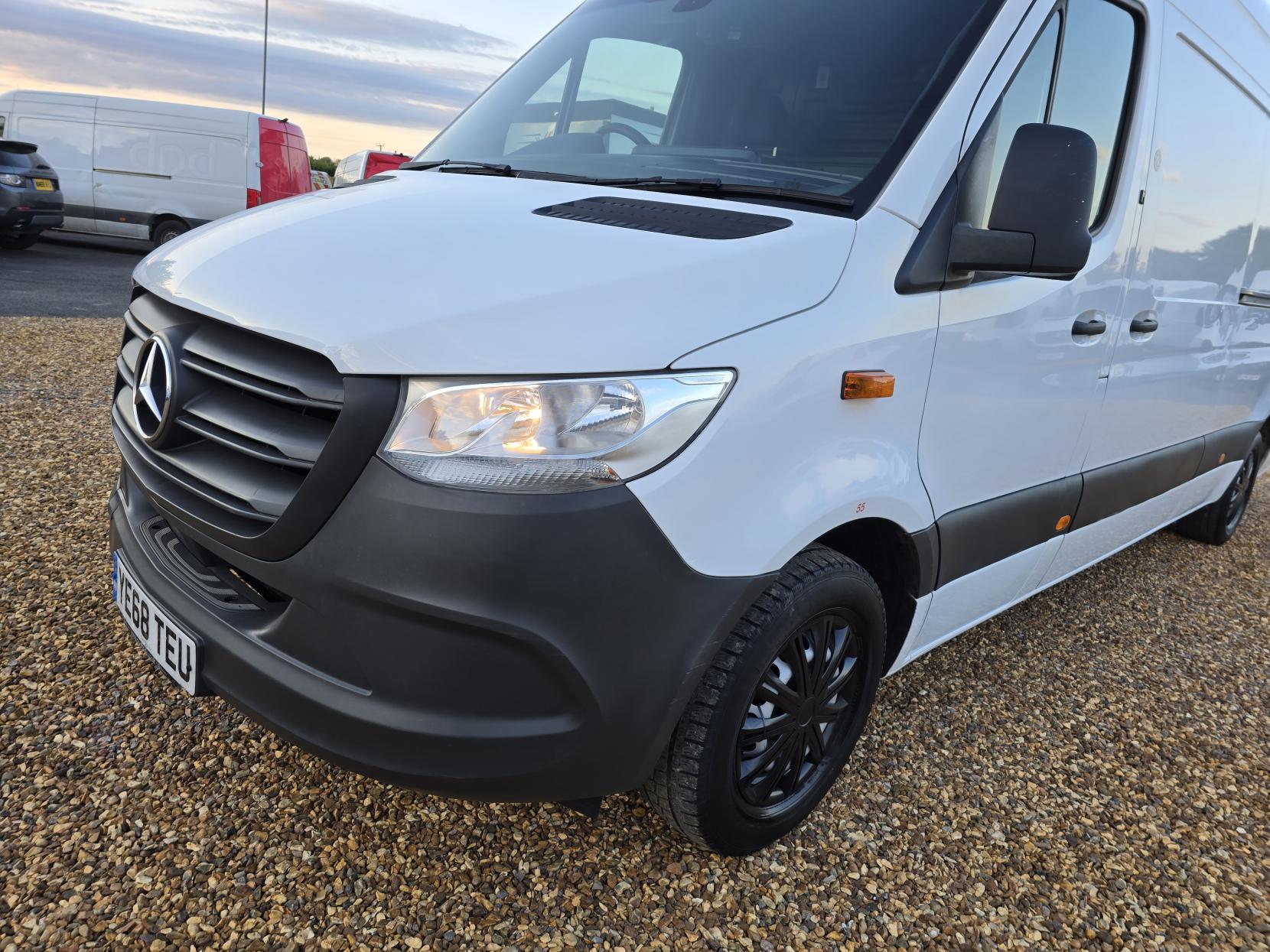 Mercedes-Benz Sprinter 2.1 311 CDI Panel Van 5dr Diesel Manual RWD L3 H2 Euro 6 (114 ps)
