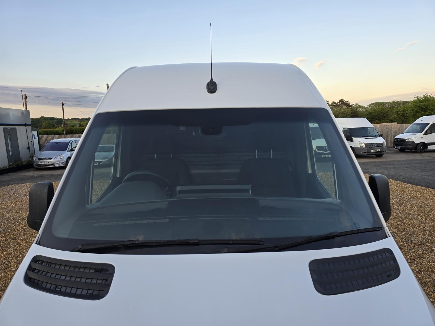 Mercedes-Benz Sprinter 2.1 311 CDI Panel Van 5dr Diesel Manual RWD L3 H2 Euro 6 (114 ps)