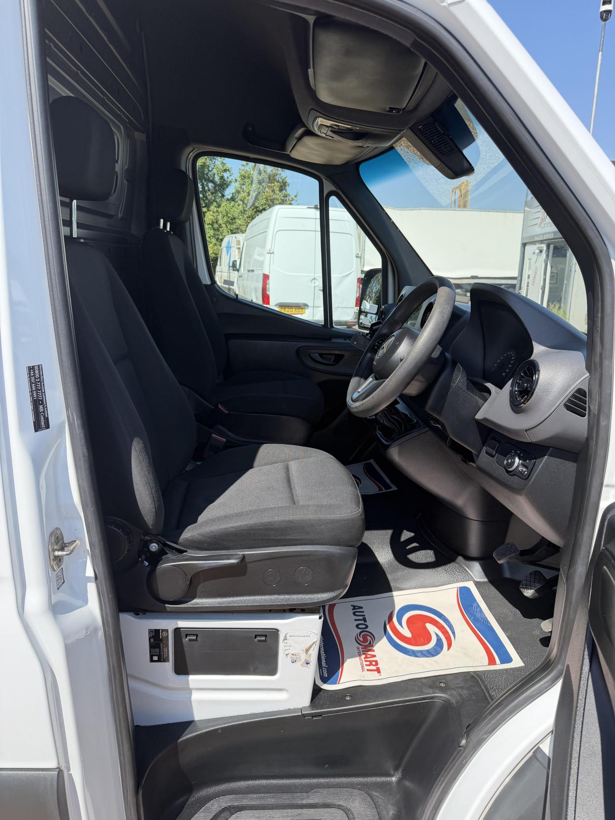 2019 Mercedes-Benz Sprinter 2.1 311 CDI Panel Van 5dr Diesel Manual RWD L3 H2 Euro 6 (114 ps) - Thumbnail 15