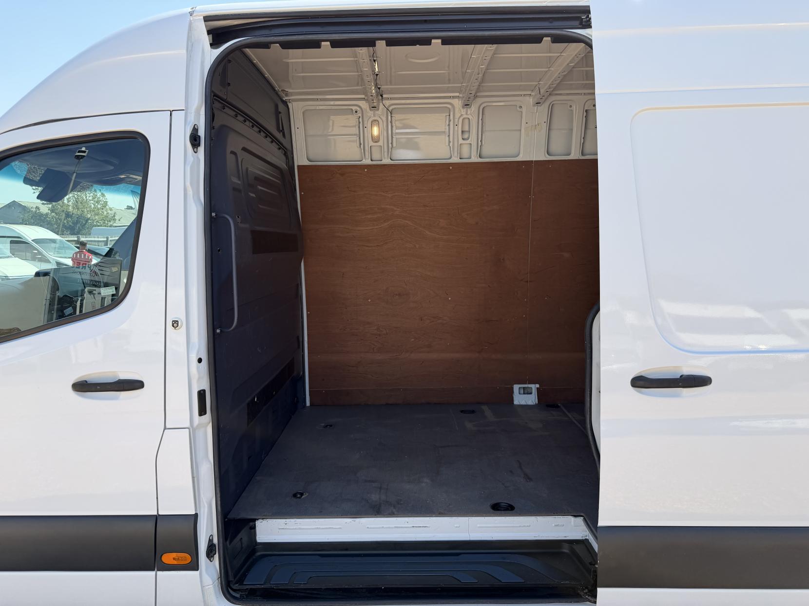2019 Mercedes-Benz Sprinter 2.1 311 CDI Panel Van 5dr Diesel Manual RWD L3 H2 Euro 6 (114 ps) - Thumbnail 33