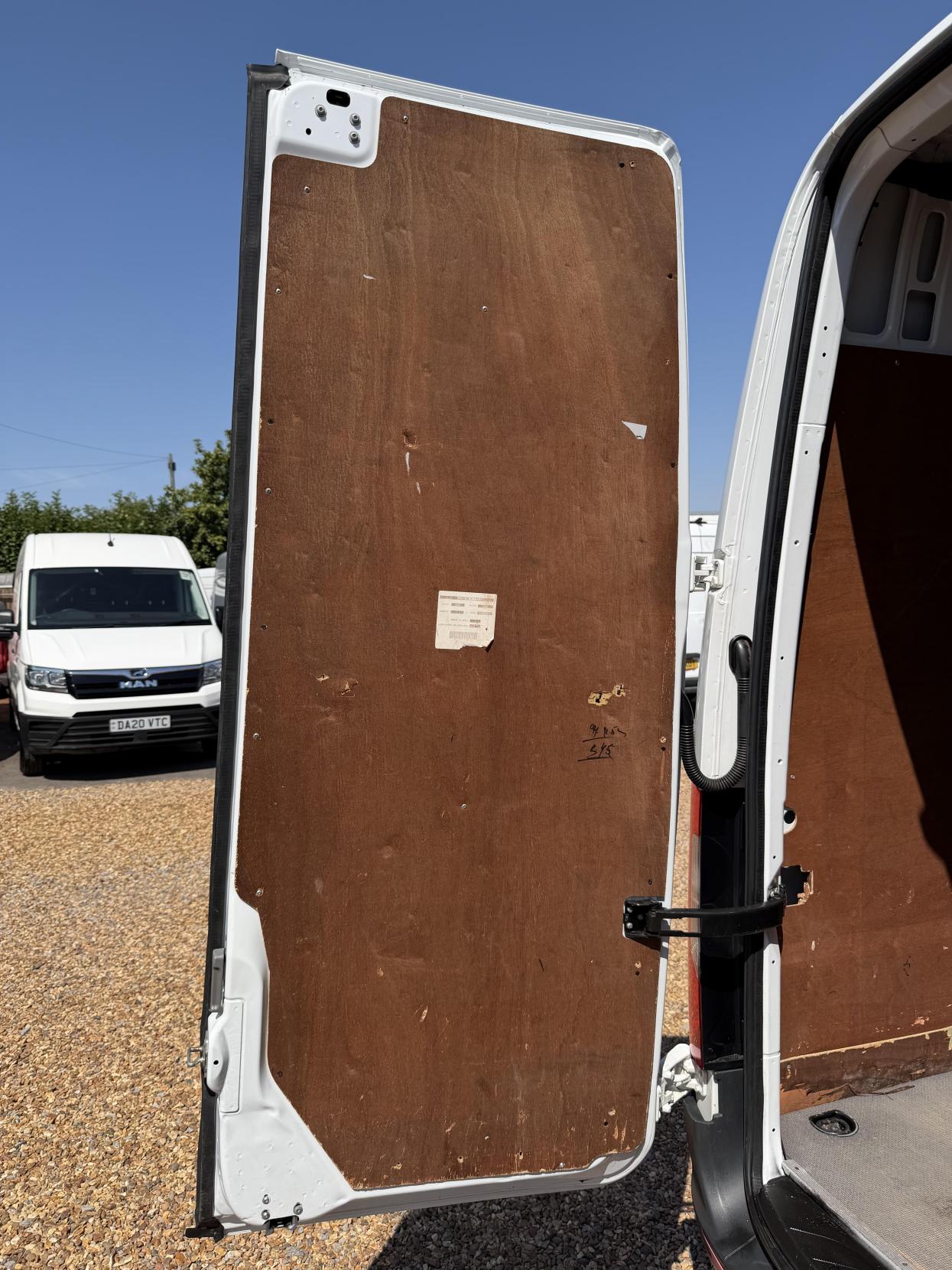 2019 Mercedes-Benz Sprinter 2.1 311 CDI Panel Van 5dr Diesel Manual RWD L3 H2 Euro 6 (114 ps) - Thumbnail 38
