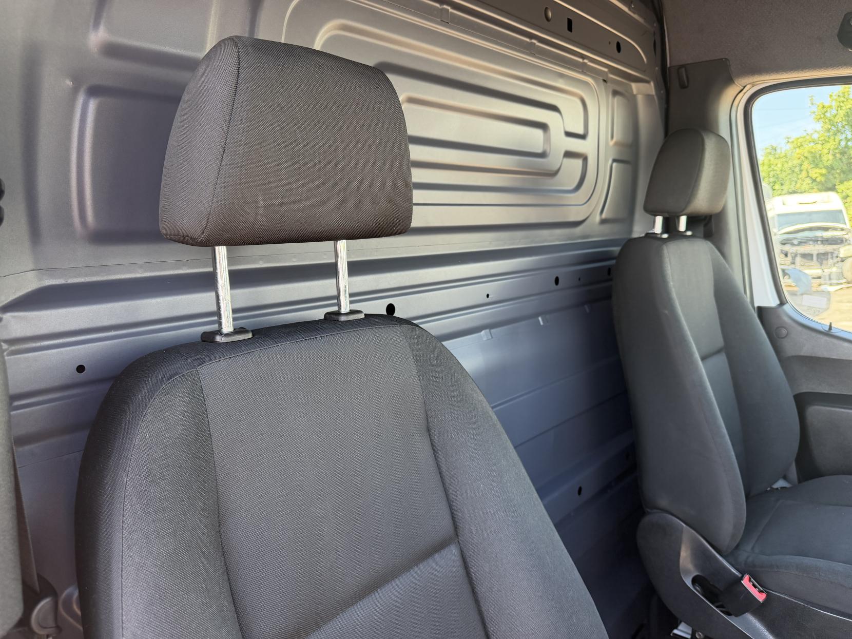 2019 Mercedes-Benz Sprinter 2.1 311 CDI Panel Van 5dr Diesel Manual RWD L3 H2 Euro 6 (114 ps) - Thumbnail 16