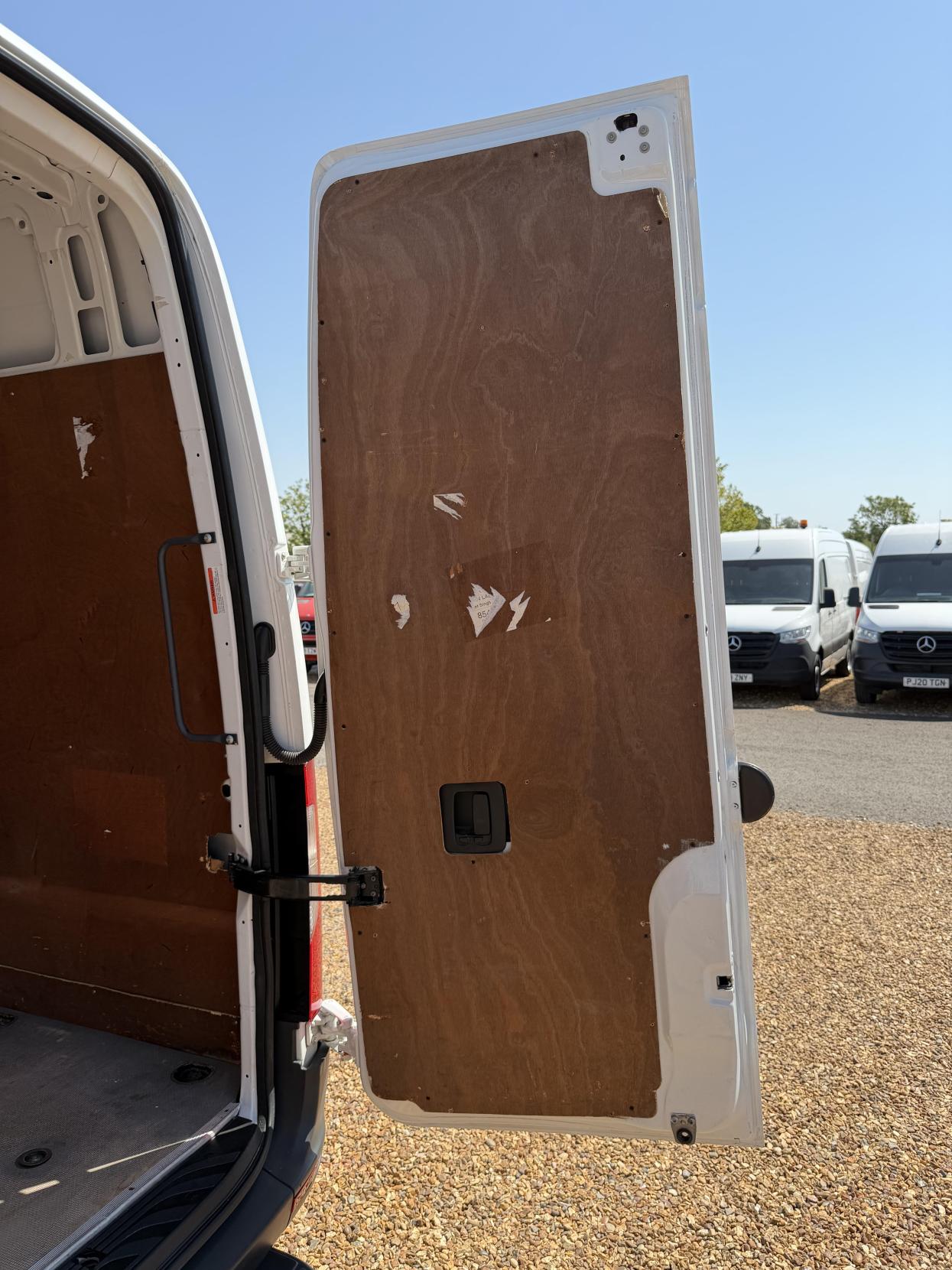 2019 Mercedes-Benz Sprinter 2.1 311 CDI Panel Van 5dr Diesel Manual RWD L3 H2 Euro 6 (114 ps) - Thumbnail 46