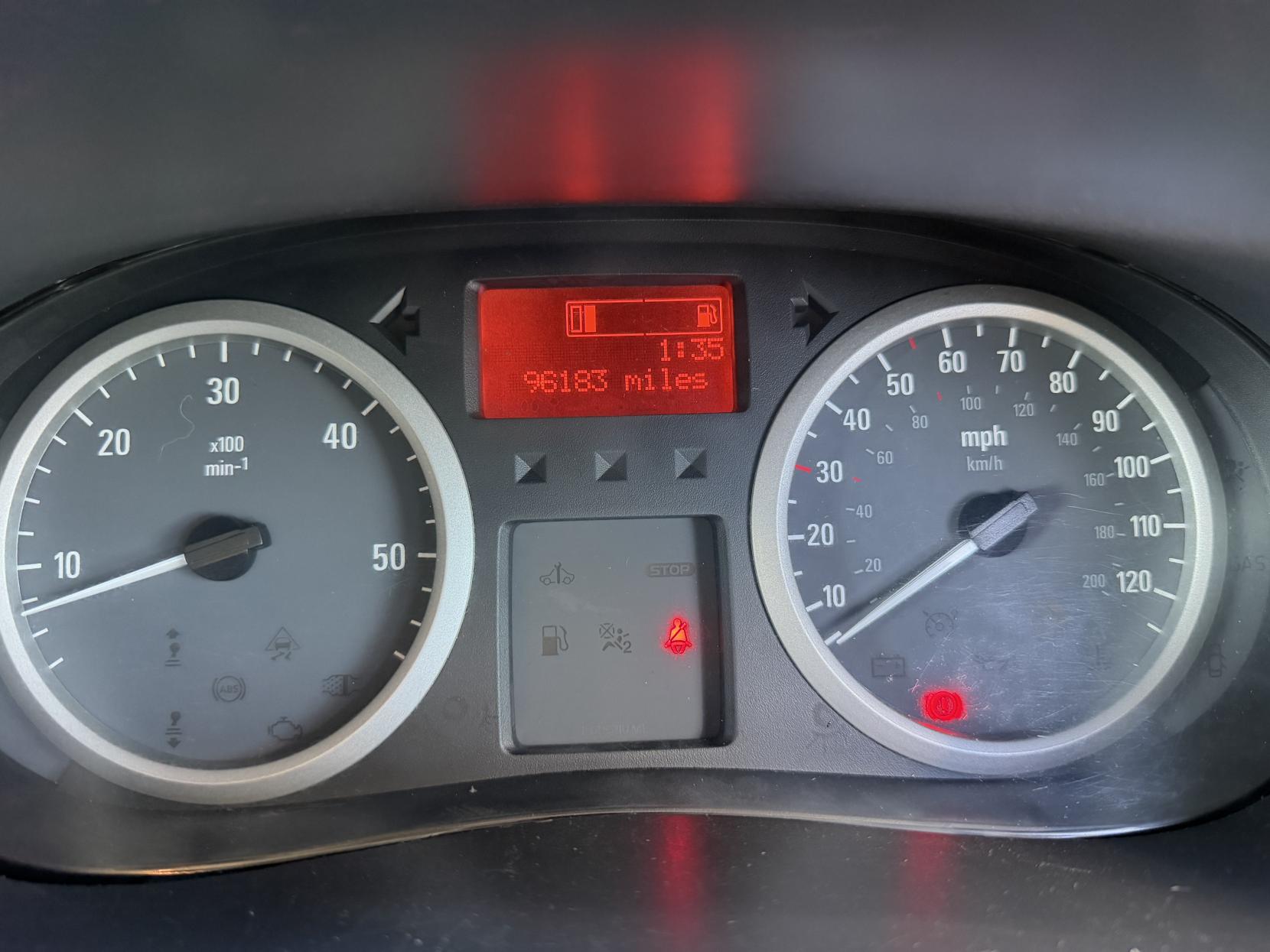 2014 Vauxhall Vivaro 2.0 CDTi ecoFLEX Panel Van 4dr Diesel Manual FWD L3 (180 g/km, 113 bhp) - Thumbnail 35