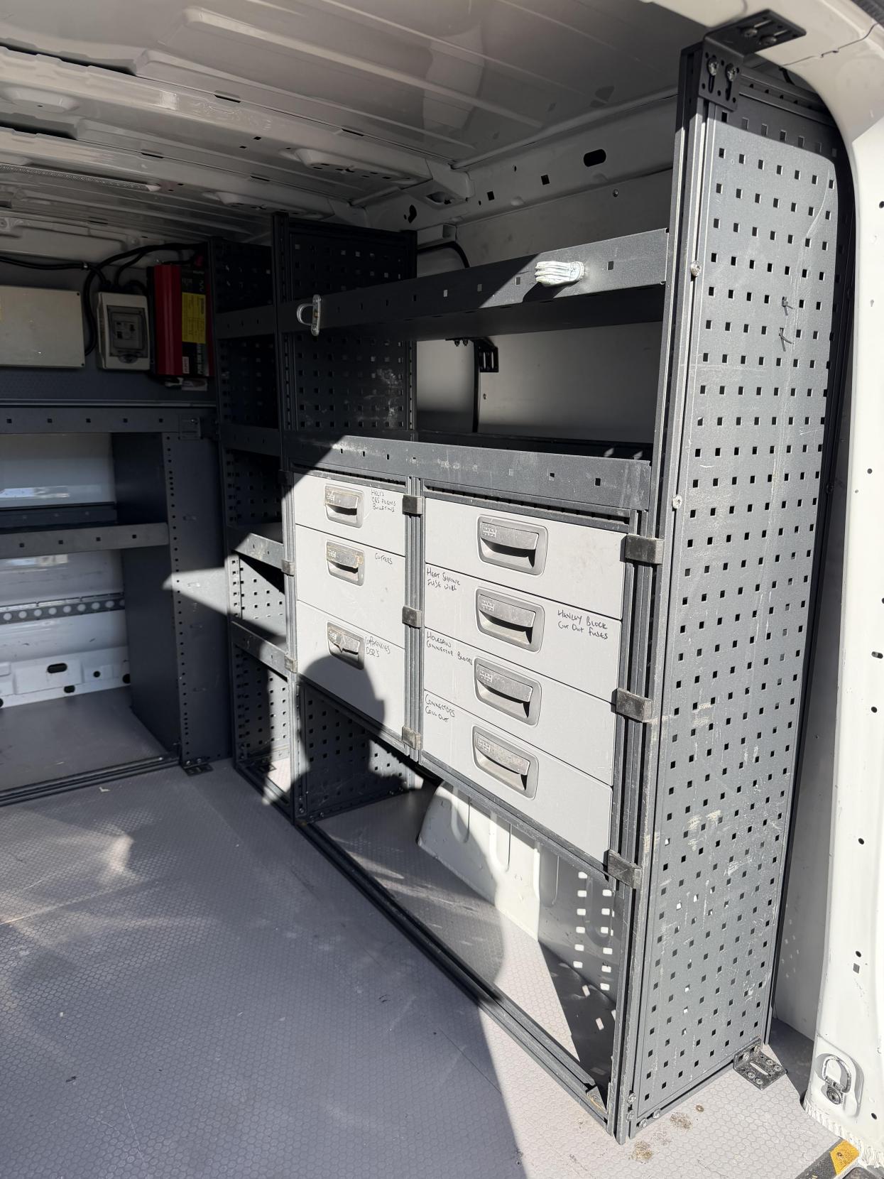 2014 Vauxhall Vivaro 2.0 CDTi ecoFLEX Panel Van 4dr Diesel Manual FWD L3 (180 g/km, 113 bhp) - Thumbnail 29
