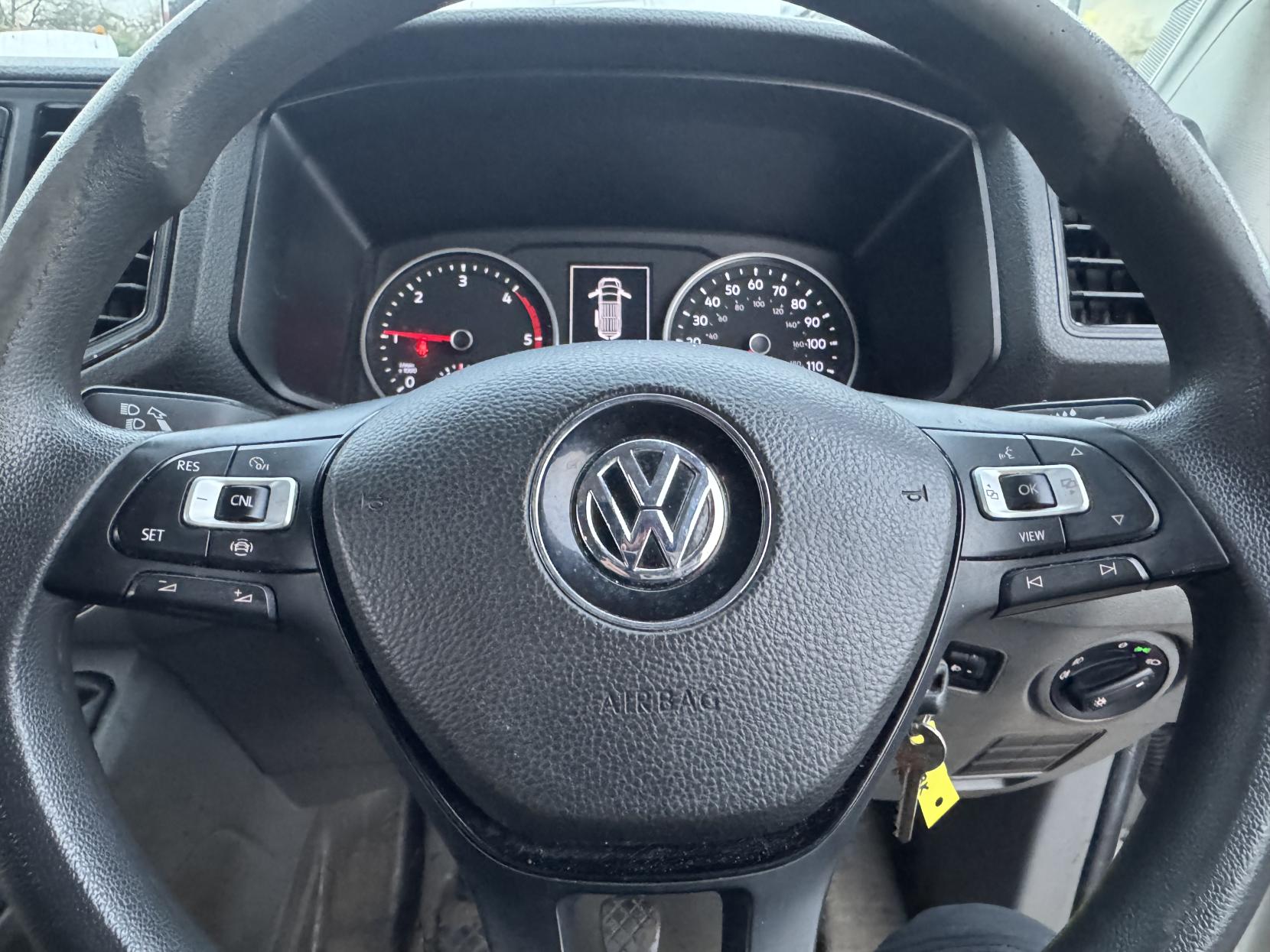 Volkswagen Crafter 2.0 TDI CR35 BlueMotion Tech Trendline Panel Van 5dr Diesel Manual FWD MWB High Roof Euro 6 (s/s) (140 ps)