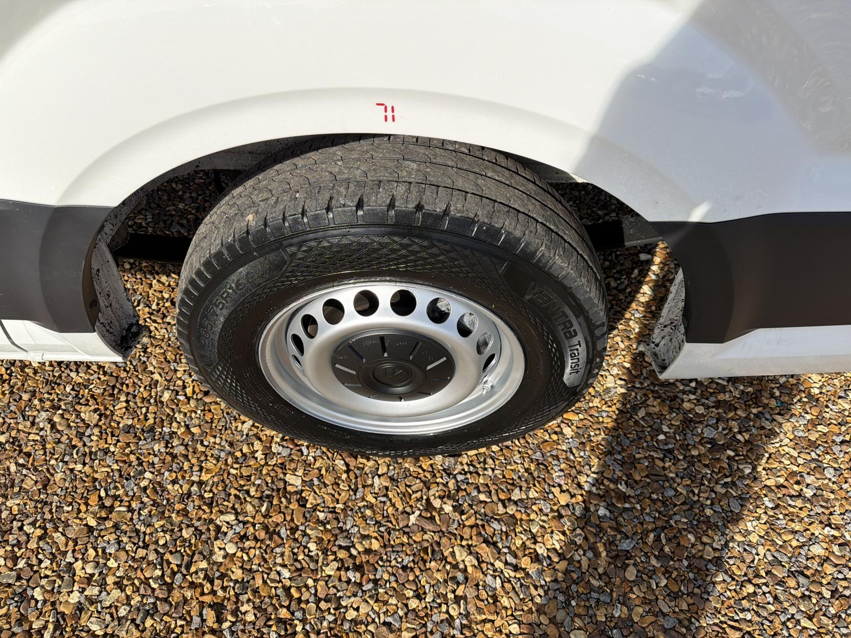 Volkswagen Crafter 2.0 TDI CR35 BlueMotion Tech Trendline Panel Van 5dr Diesel Manual FWD MWB High Roof Euro 6 (s/s) (140 ps)