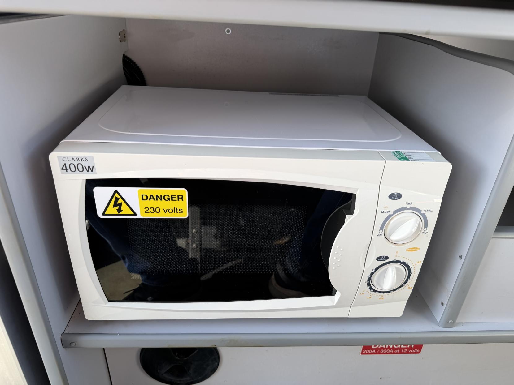 Volkswagen Crafter 2.0 TDI CR35 BlueMotion Tech Trendline Panel Van 5dr Diesel Manual FWD MWB High Roof Euro 6 (s/s) (140 ps)