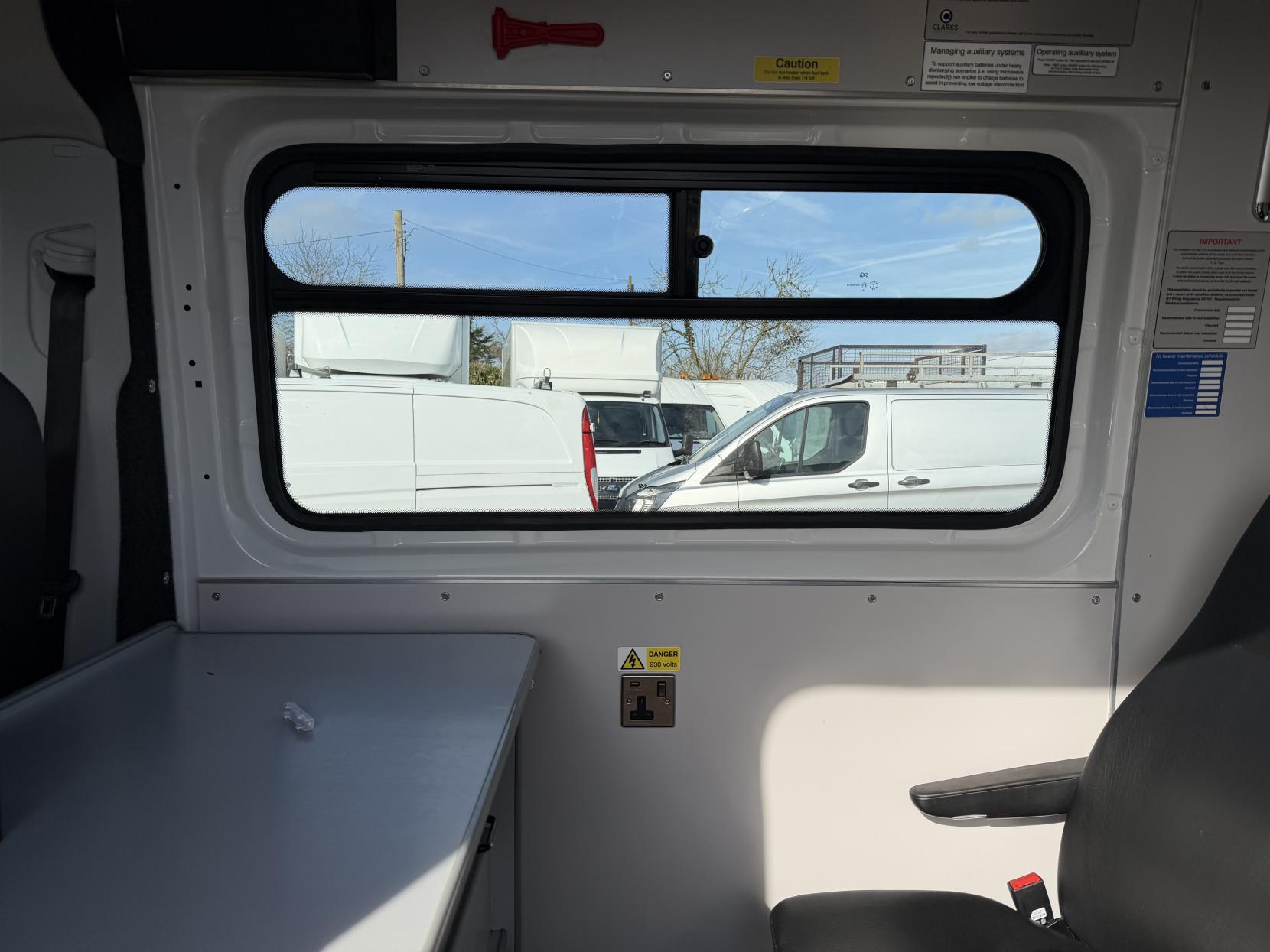 Volkswagen Crafter 2.0 TDI CR35 BlueMotion Tech Trendline Panel Van 5dr Diesel Manual FWD MWB High Roof Euro 6 (s/s) (140 ps)