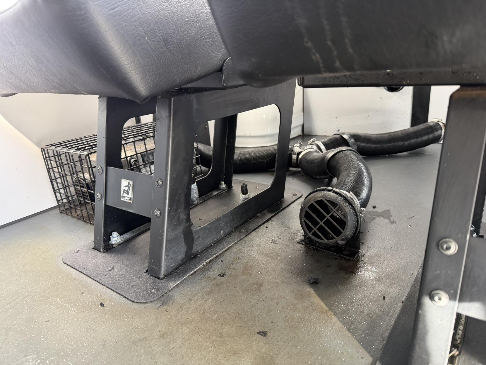 Volkswagen Crafter 2.0 TDI CR35 BlueMotion Tech Trendline Panel Van 5dr Diesel Manual FWD MWB High Roof Euro 6 (s/s) (140 ps)