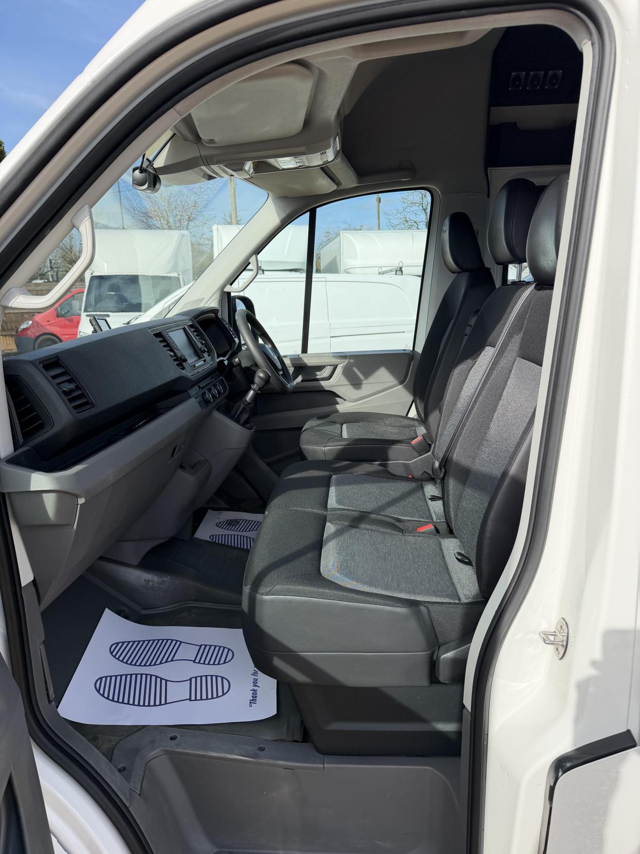 Volkswagen Crafter 2.0 TDI CR35 BlueMotion Tech Trendline Panel Van 5dr Diesel Manual FWD MWB High Roof Euro 6 (s/s) (140 ps)