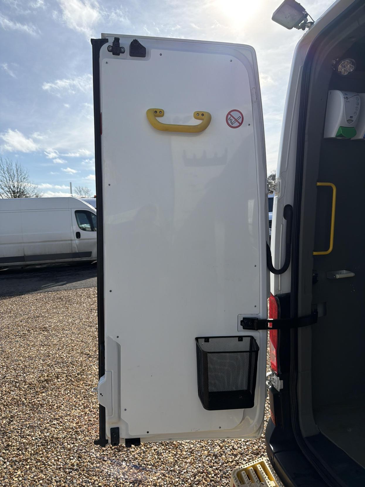 Volkswagen Crafter 2.0 TDI CR35 BlueMotion Tech Trendline Panel Van 5dr Diesel Manual FWD MWB High Roof Euro 6 (s/s) (140 ps)