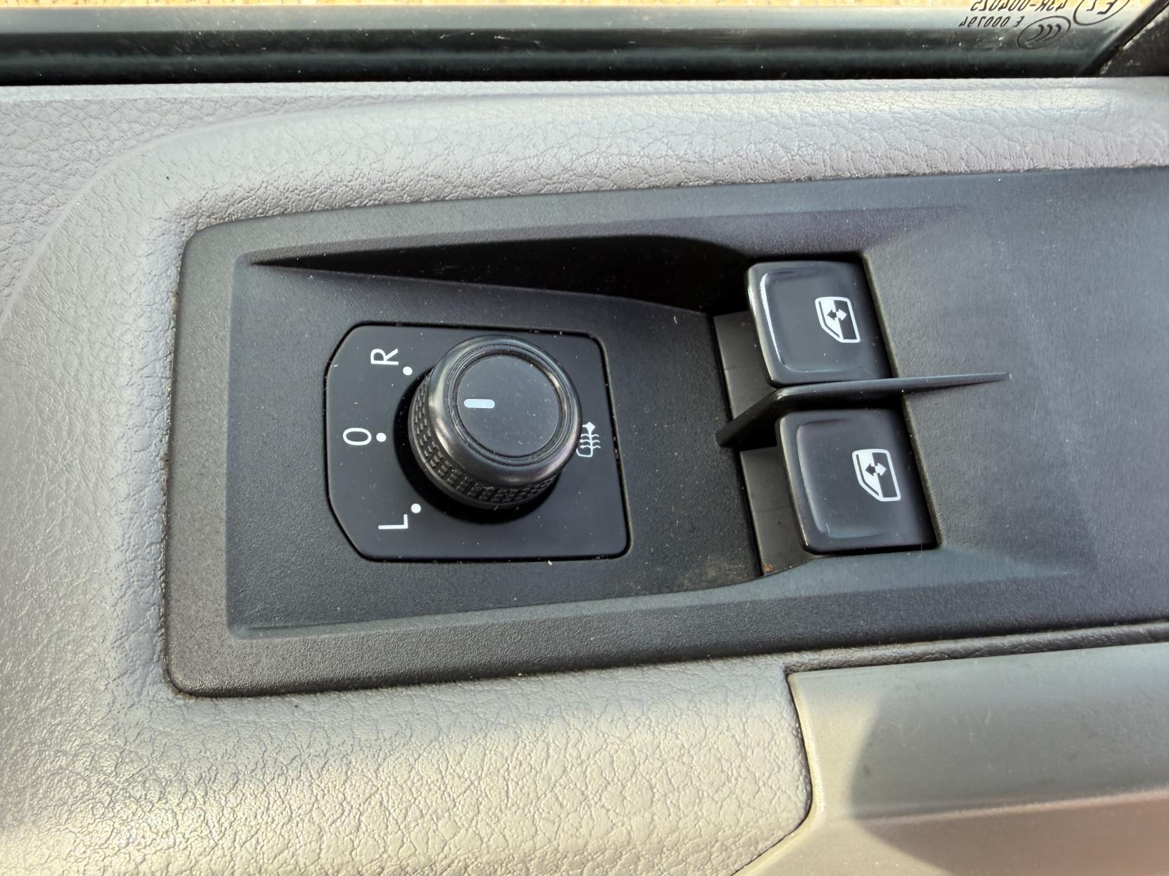 Volkswagen Crafter 2.0 TDI CR35 BlueMotion Tech Trendline Panel Van 5dr Diesel Manual FWD MWB High Roof Euro 6 (s/s) (140 ps)