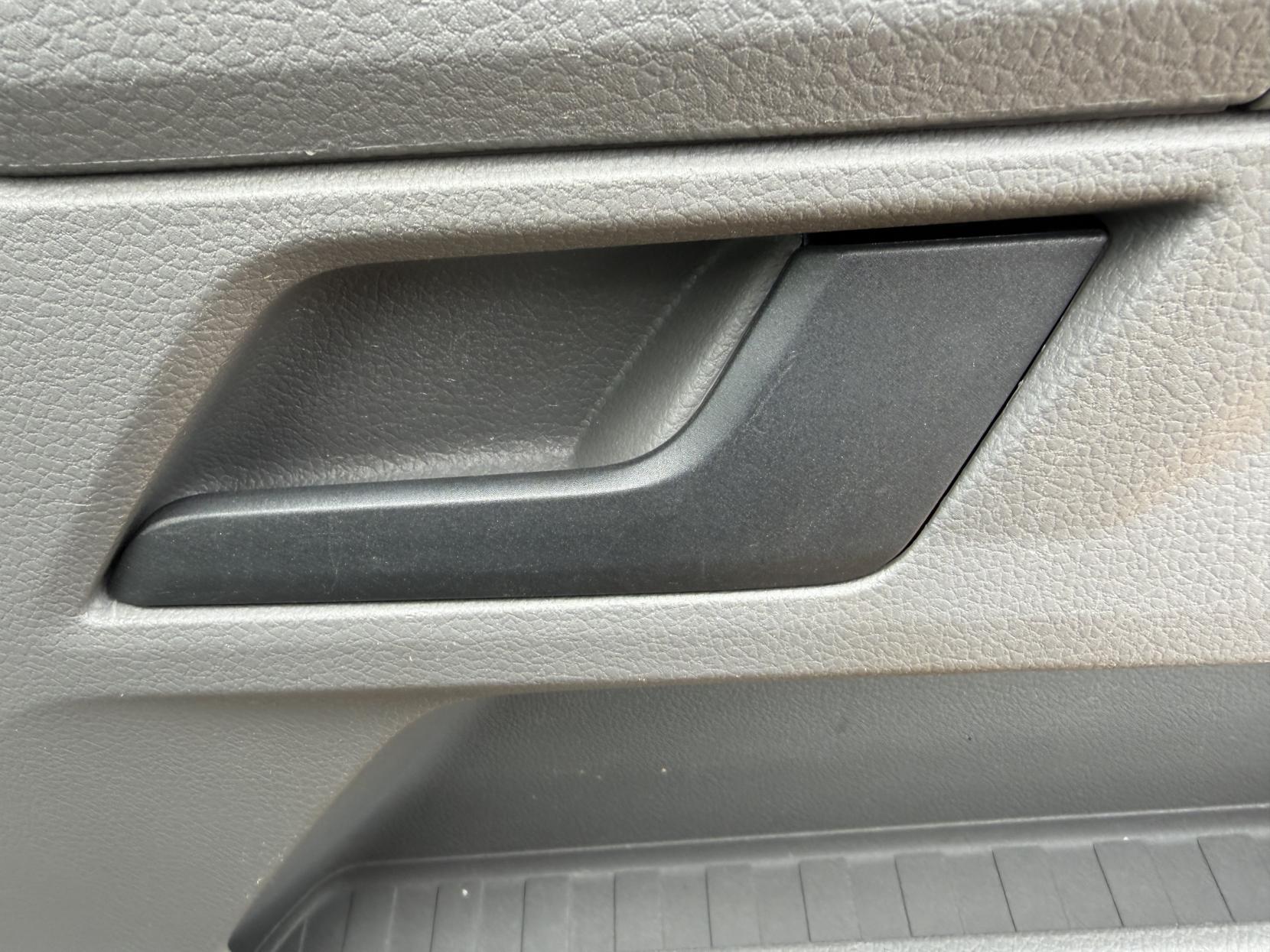 2021 Volkswagen Transporter 2.0 TDI T28 Startline Panel Van 5dr Diesel Manual FWD SWB Euro 6 (s/s) (110 ps) - Thumbnail 36