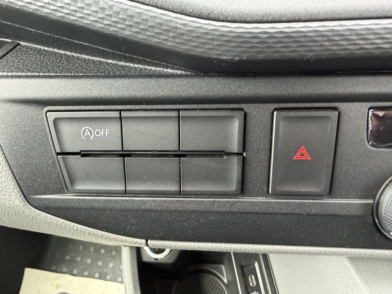 2021 Volkswagen Transporter 2.0 TDI T28 Startline Panel Van 5dr Diesel Manual FWD SWB Euro 6 (s/s) (110 ps) - Thumbnail 45