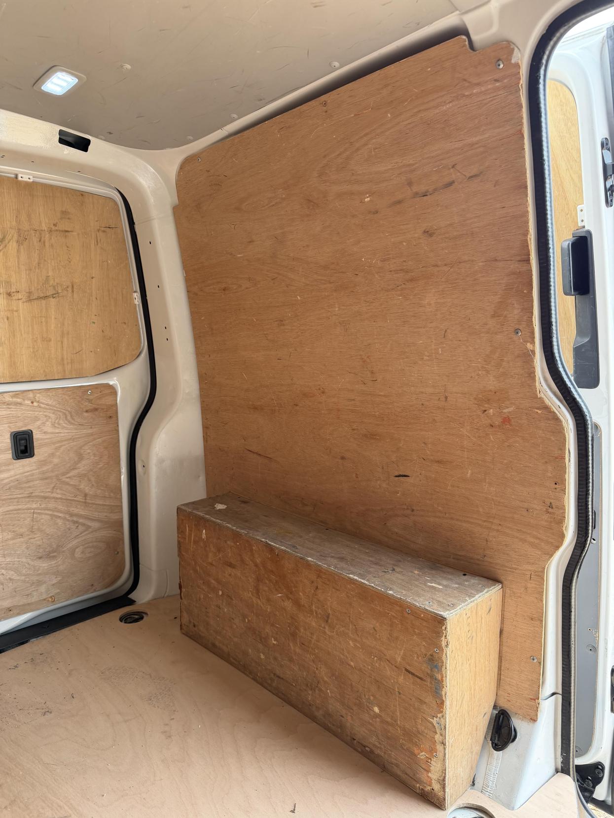 2021 Volkswagen Transporter 2.0 TDI T28 Startline Panel Van 5dr Diesel Manual FWD SWB Euro 6 (s/s) (110 ps) - Thumbnail 23