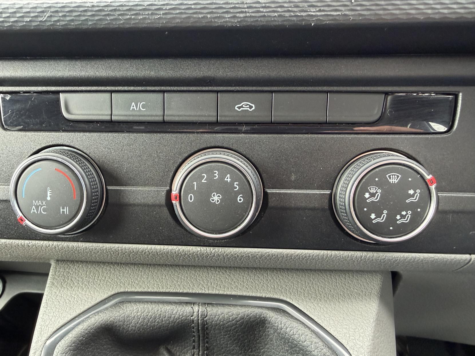 2021 Volkswagen Transporter 2.0 TDI T28 Startline Panel Van 5dr Diesel Manual FWD SWB Euro 6 (s/s) (110 ps) - Thumbnail 40