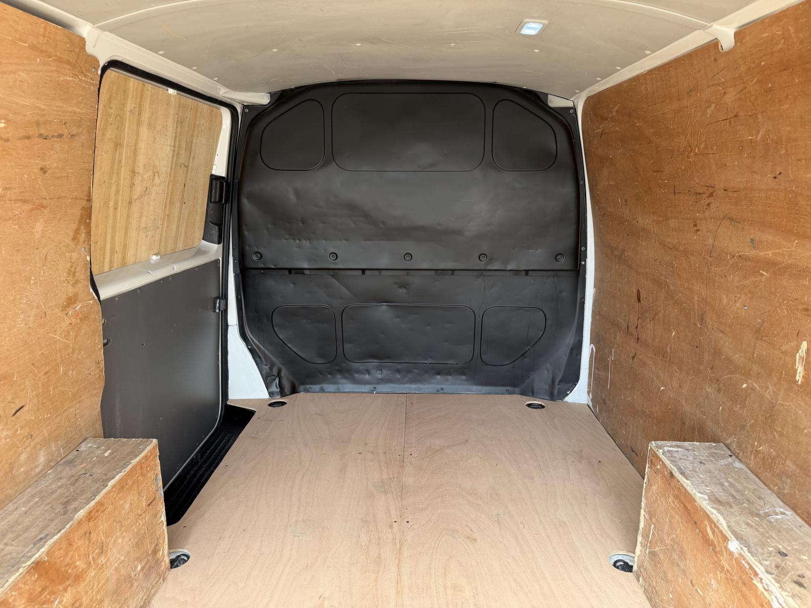 2021 Volkswagen Transporter 2.0 TDI T28 Startline Panel Van 5dr Diesel Manual FWD SWB Euro 6 (s/s) (110 ps) - Thumbnail 30