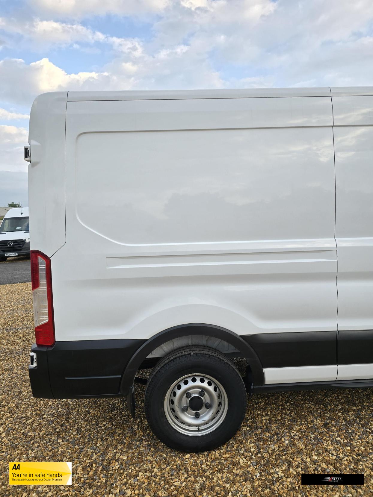 Ford Transit Transit 2.0 350 EcoBlue Leader Panel Van 5dr Diesel Manual FWD L3 H2 Euro 6 (s/s) (130 ps)