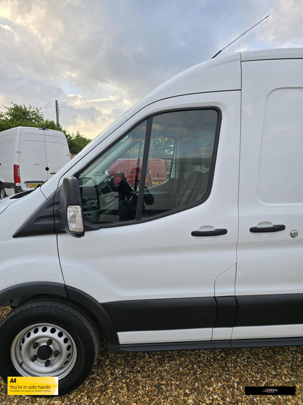 Ford Transit Transit 2.0 350 EcoBlue Leader Panel Van 5dr Diesel Manual FWD L3 H2 Euro 6 (s/s) (130 ps)