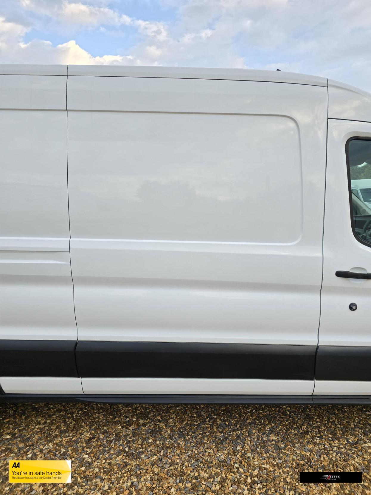 Ford Transit Transit 2.0 350 EcoBlue Leader Panel Van 5dr Diesel Manual FWD L3 H2 Euro 6 (s/s) (130 ps)