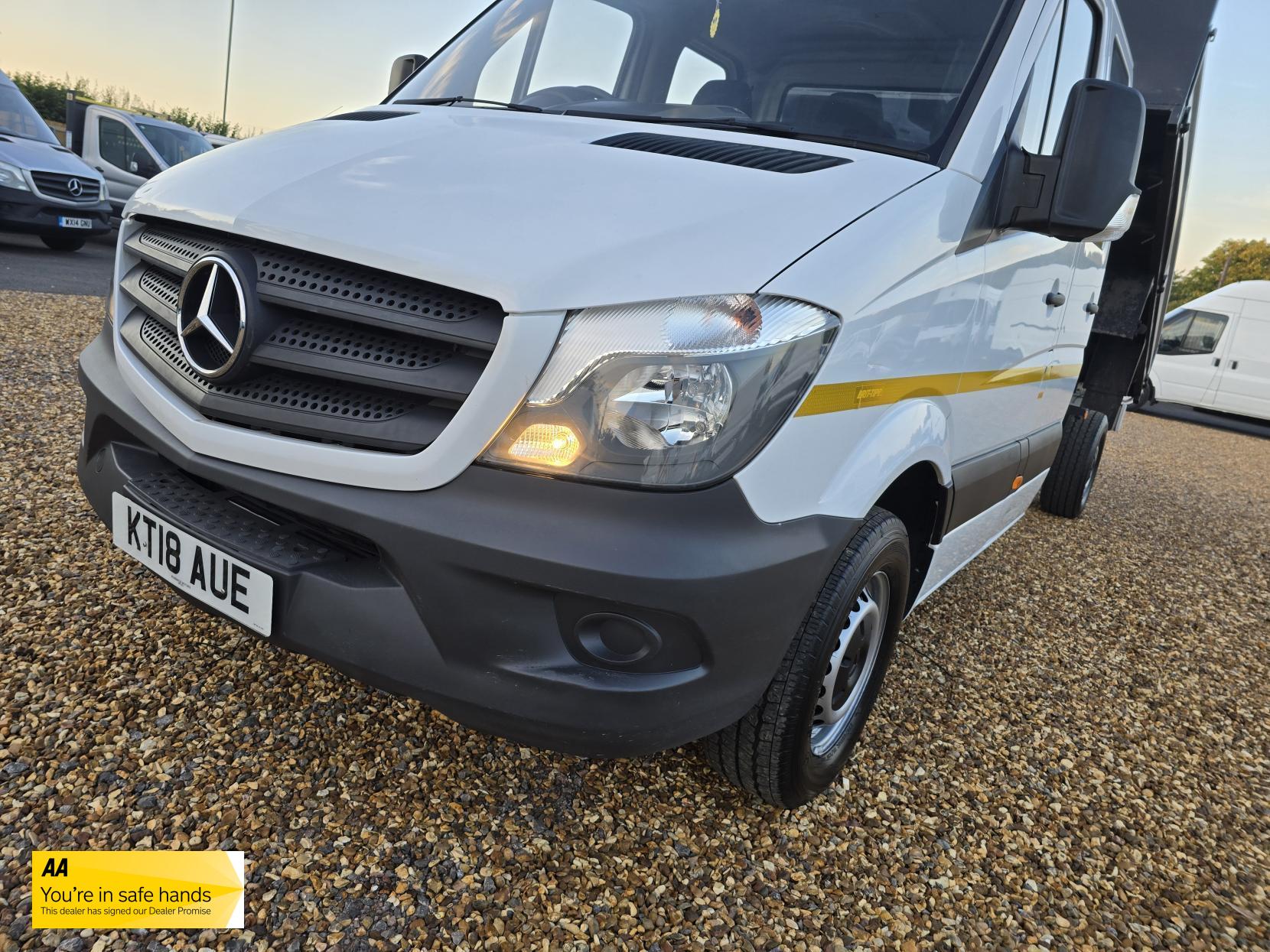 Mercedes-Benz Sprinter 2.1 314 CDI Chassis Cab 4dr Diesel Manual RWD L3 (209 g/km, 140 bhp)