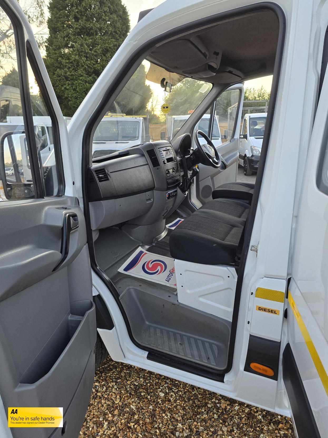 Mercedes-Benz Sprinter 2.1 314 CDI Chassis Cab 4dr Diesel Manual RWD L3 (209 g/km, 140 bhp)