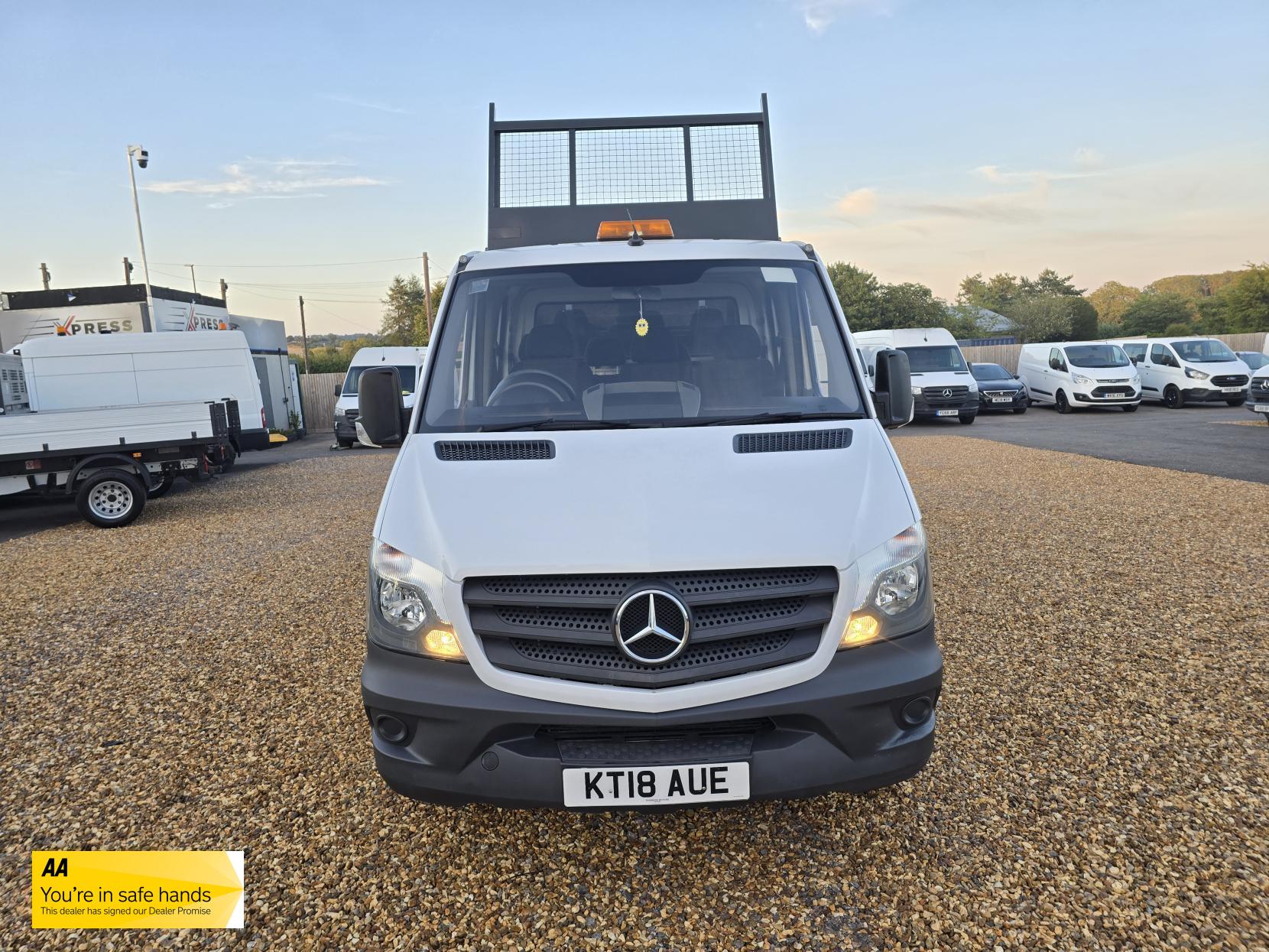 Mercedes-Benz Sprinter 2.1 314 CDI Chassis Cab 4dr Diesel Manual RWD L3 (209 g/km, 140 bhp)