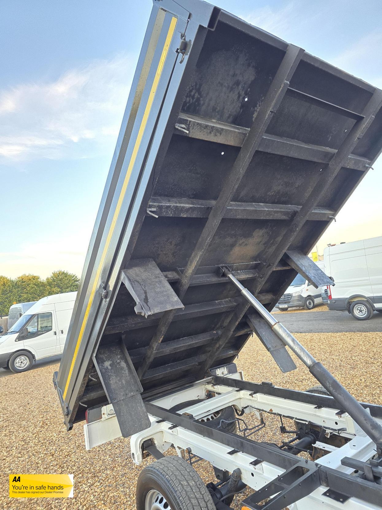 Mercedes-Benz Sprinter 2.1 314 CDI Chassis Cab 4dr Diesel Manual RWD L3 (209 g/km, 140 bhp)