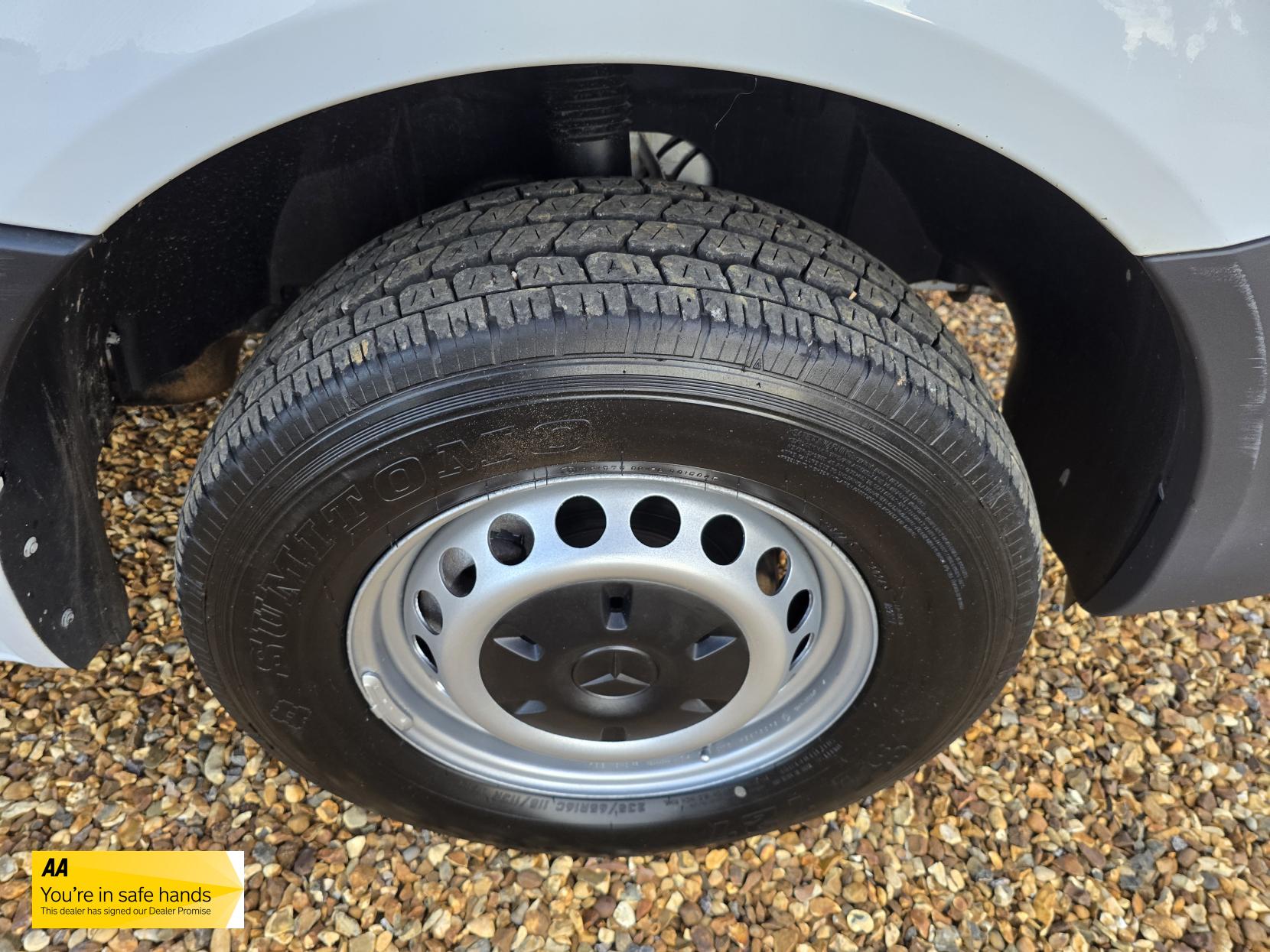 Mercedes-Benz Sprinter 2.1 314 CDI Chassis Cab 4dr Diesel Manual RWD L3 (209 g/km, 140 bhp)
