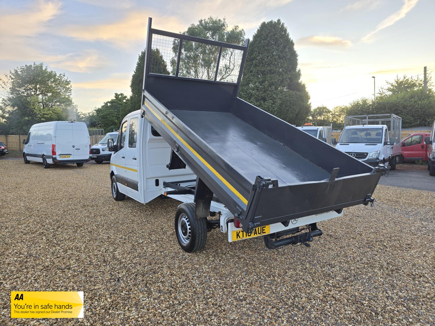 Mercedes-Benz Sprinter 2.1 314 CDI Chassis Cab 4dr Diesel Manual RWD L3 (209 g/km, 140 bhp)
