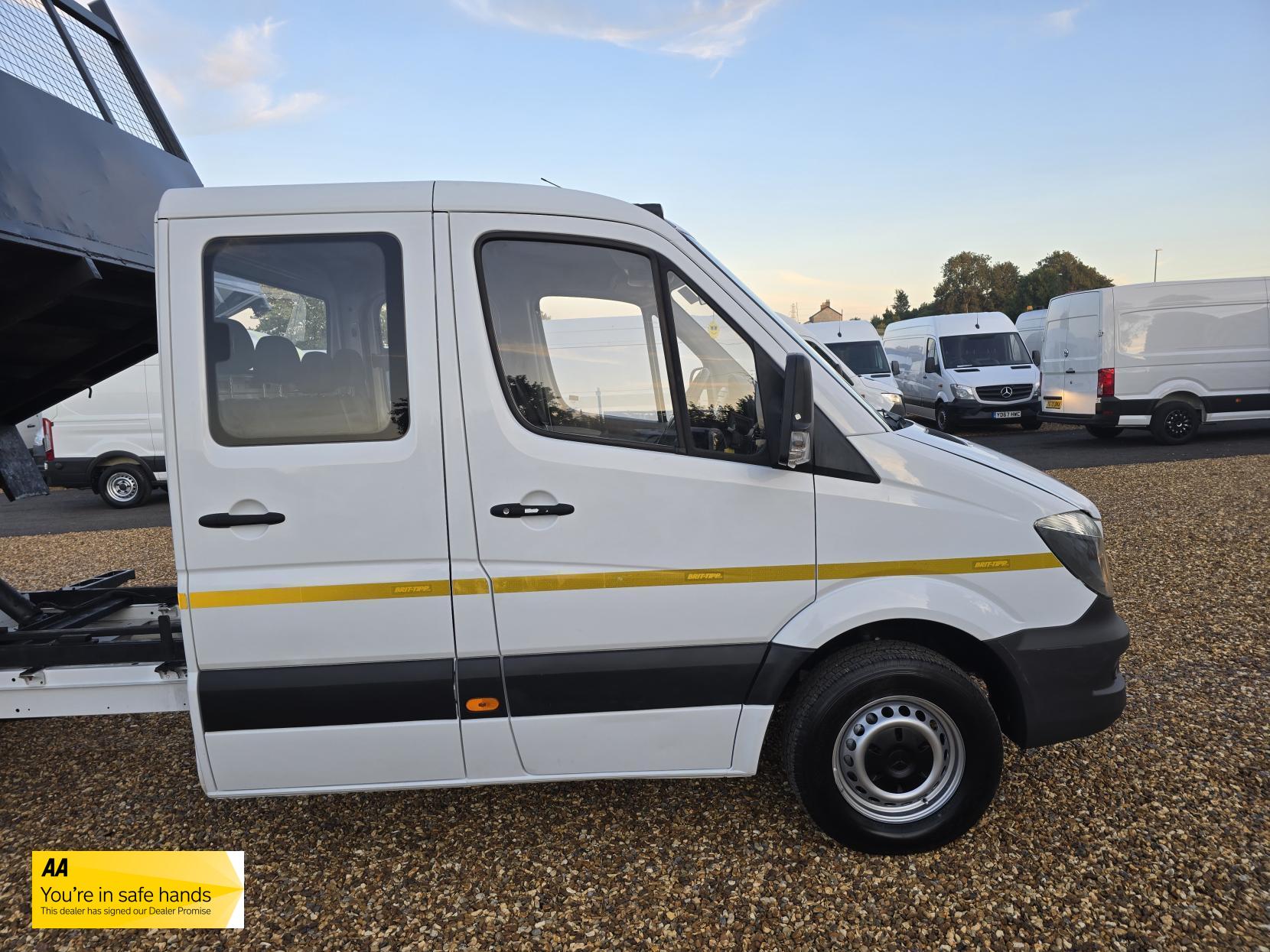Mercedes-Benz Sprinter 2.1 314 CDI Chassis Cab 4dr Diesel Manual RWD L3 (209 g/km, 140 bhp)