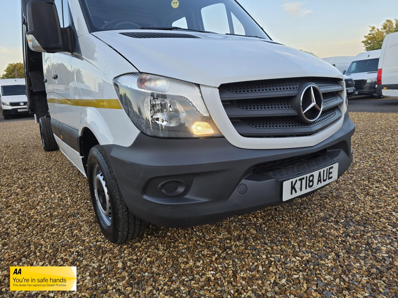 Mercedes-Benz Sprinter 2.1 314 CDI Chassis Cab 4dr Diesel Manual RWD L3 (209 g/km, 140 bhp)