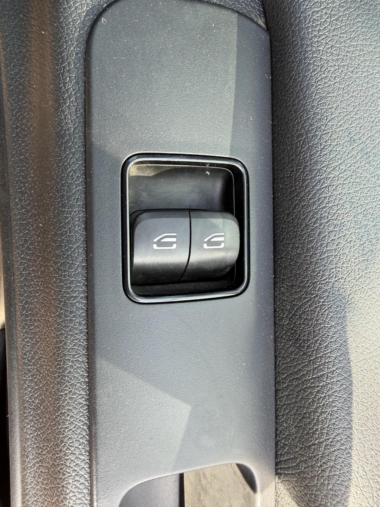 2019 Mercedes-Benz Sprinter 2.1 316 CDI Panel Van 5dr Diesel Manual RWD L2 H2 Euro 6 (163 ps) - Thumbnail 36
