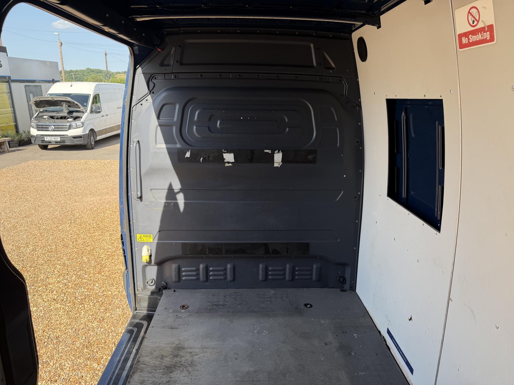 2019 Mercedes-Benz Sprinter 2.1 316 CDI Panel Van 5dr Diesel Manual RWD L2 H2 Euro 6 (163 ps) - Thumbnail 20