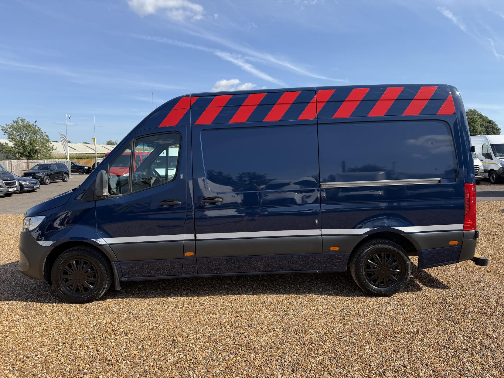 2019 Mercedes-Benz Sprinter 2.1 316 CDI Panel Van 5dr Diesel Manual RWD L2 H2 Euro 6 (163 ps) - Thumbnail 8