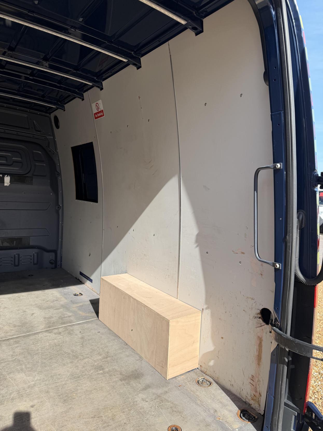 2019 Mercedes-Benz Sprinter 2.1 316 CDI Panel Van 5dr Diesel Manual RWD L2 H2 Euro 6 (163 ps) - Thumbnail 31
