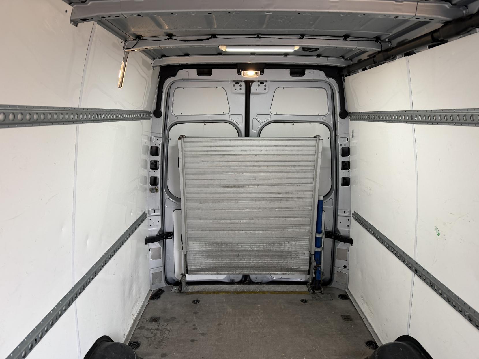 Mercedes-Benz Sprinter 2.1 314 CDI Panel Van 5dr Diesel Manual RWD L3 H2 Euro 6 (143 ps)