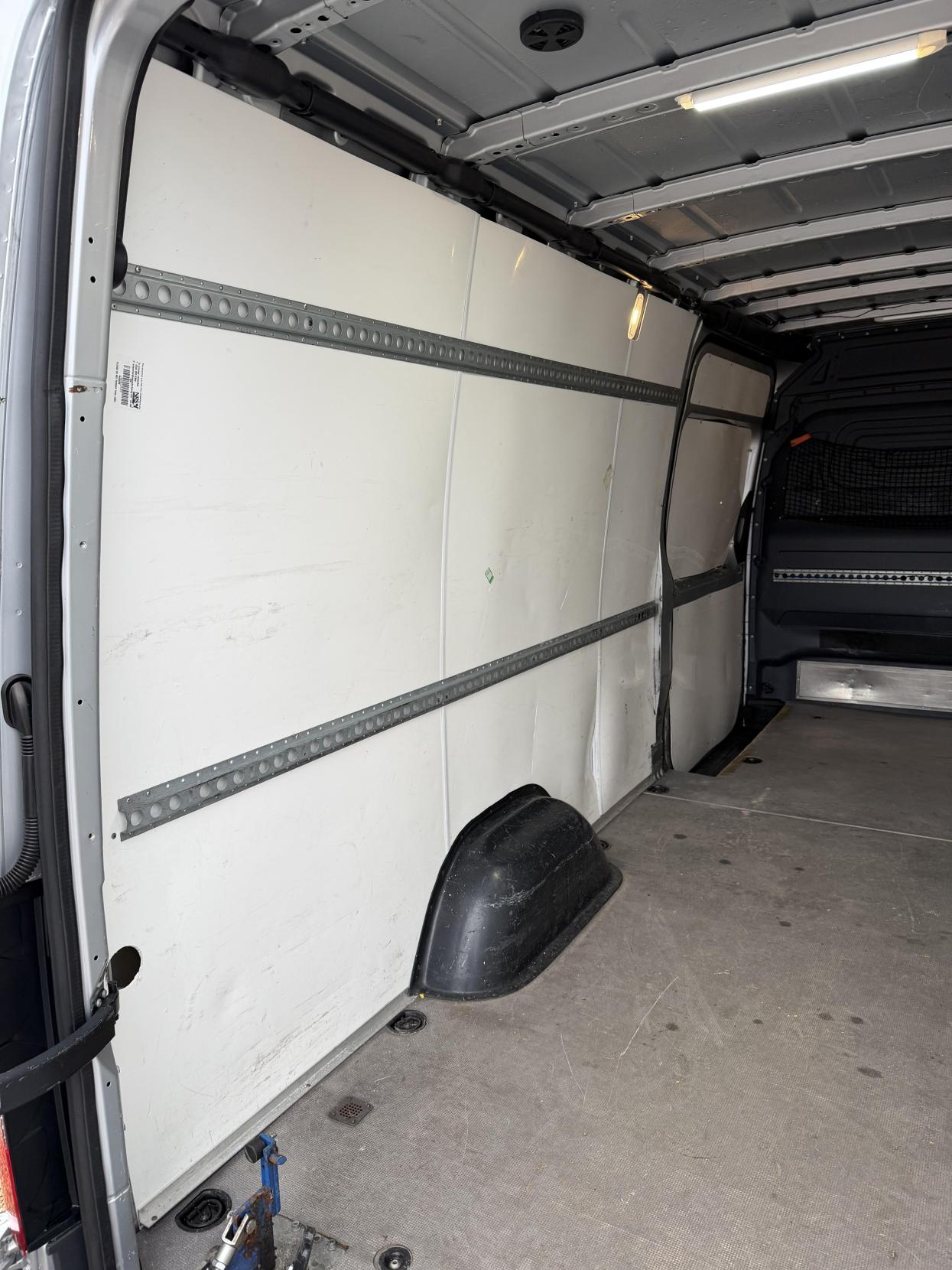 Mercedes-Benz Sprinter 2.1 314 CDI Panel Van 5dr Diesel Manual RWD L3 H2 Euro 6 (143 ps)