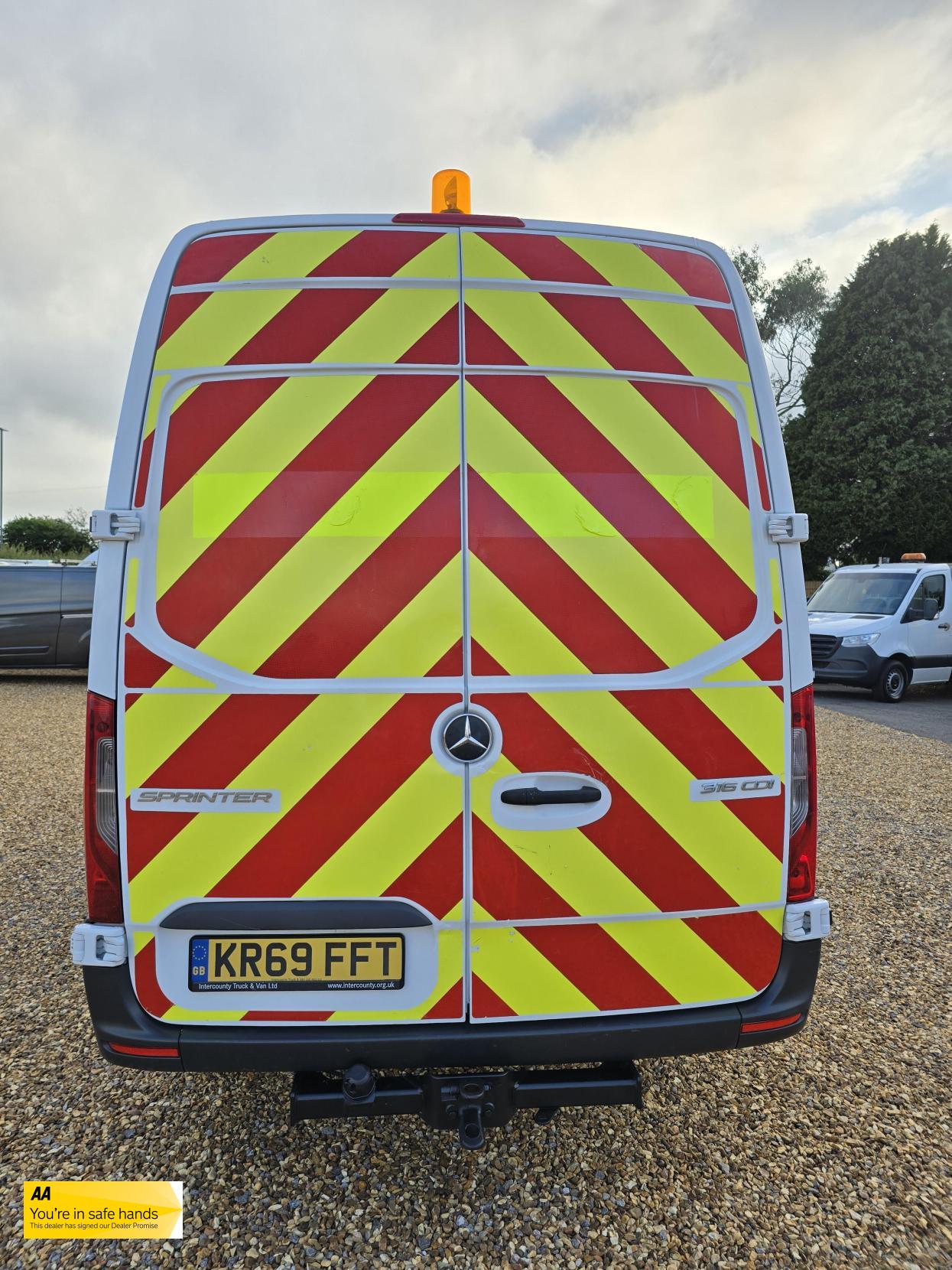 Mercedes-Benz Sprinter 2.1 316 CDI Panel Van 5dr Diesel Manual RWD L2 H2 Euro 6 (163 ps)