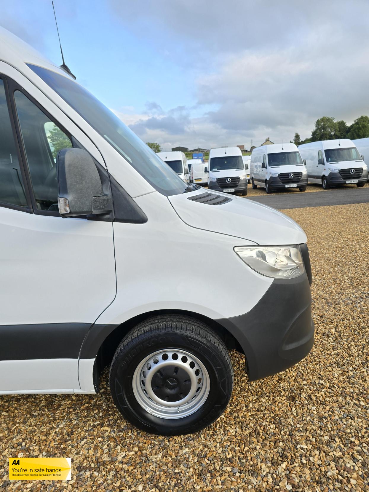 Mercedes-Benz Sprinter 2.1 316 CDI Panel Van 5dr Diesel Manual RWD L2 H2 Euro 6 (163 ps)