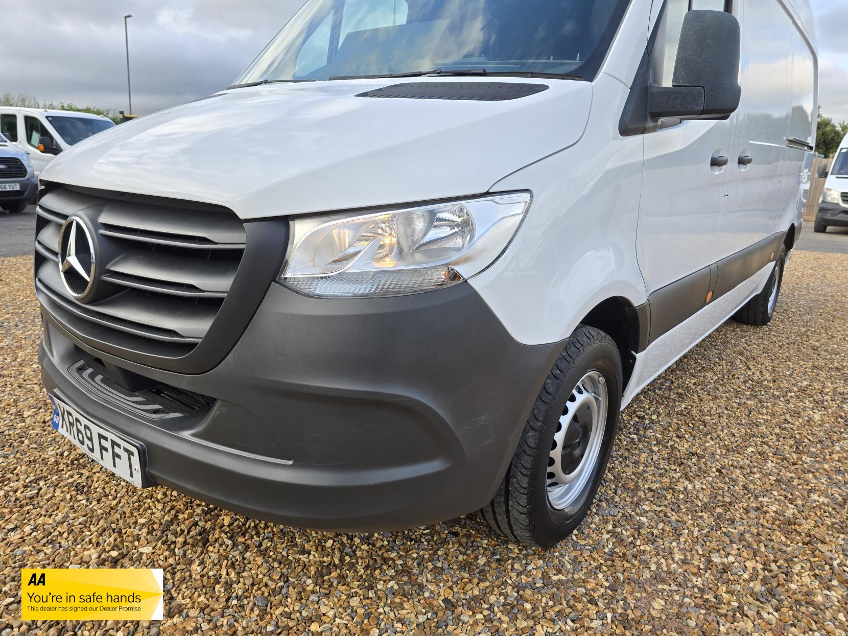 Mercedes-Benz Sprinter 2.1 316 CDI Panel Van 5dr Diesel Manual RWD L2 H2 Euro 6 (163 ps)