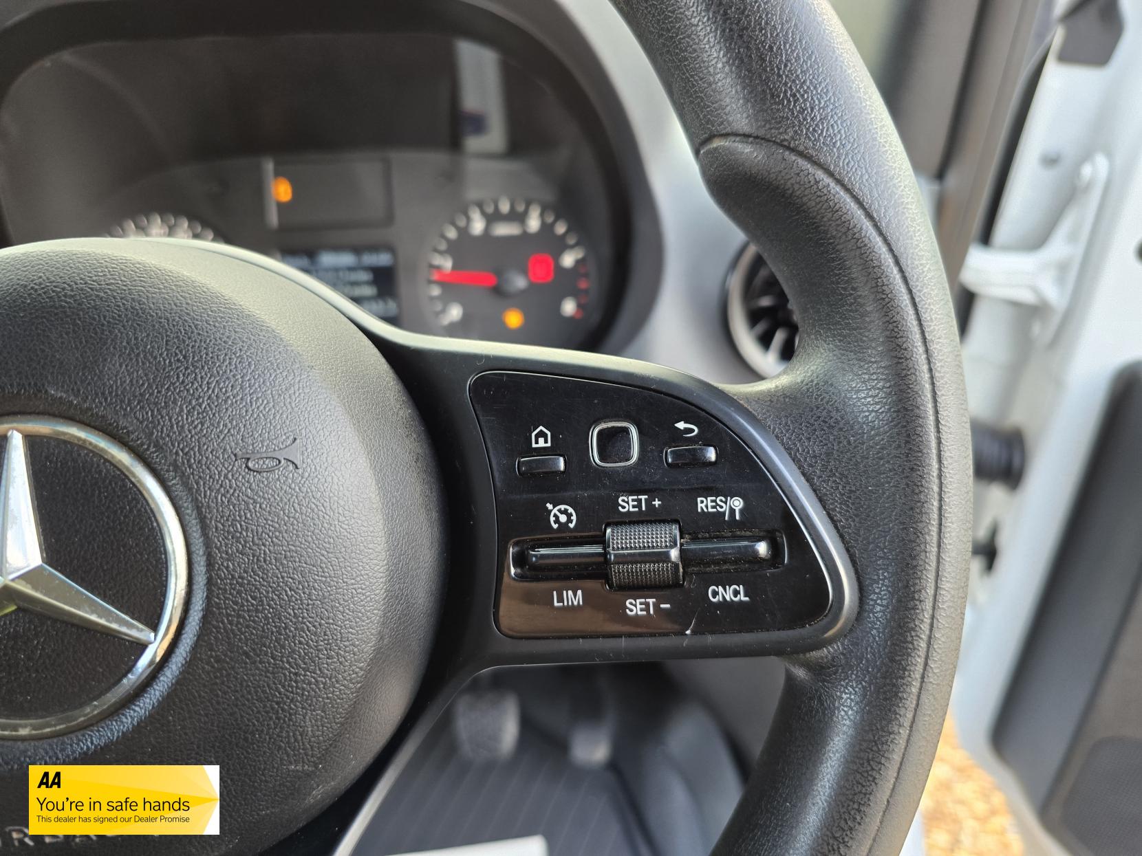 Mercedes-Benz Sprinter 2.1 316 CDI Panel Van 5dr Diesel Manual RWD L2 H2 Euro 6 (163 ps)